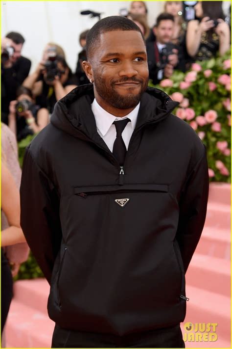 Frank Ocean Takes Photos At The Met Gala .